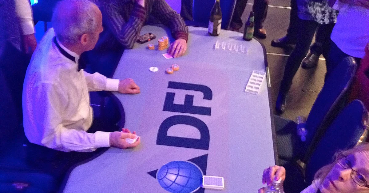 Warren was down to two chips at the final table, and the VCs from Houston had a massive stack. By 1 am, Warren had taken them all down — a grand finale to our CEO Summit in HMB. Congrats to my undergrad classmate and CEO of Thuuz, Warren Pa